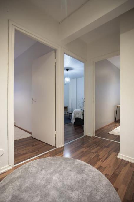 Apartamento Tilava Huoneisto Helsingissa Helsinki Exterior foto